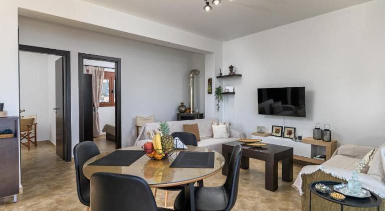 Holiday apartment with patio — photo 4