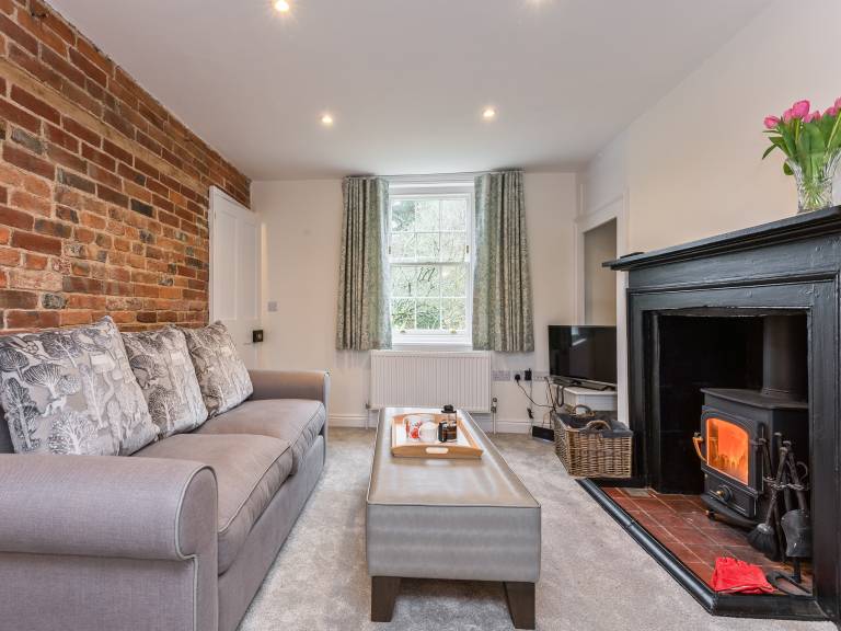 Children-friendly cottage with patio, barbeque & garden | Pet-friendly — photo 3