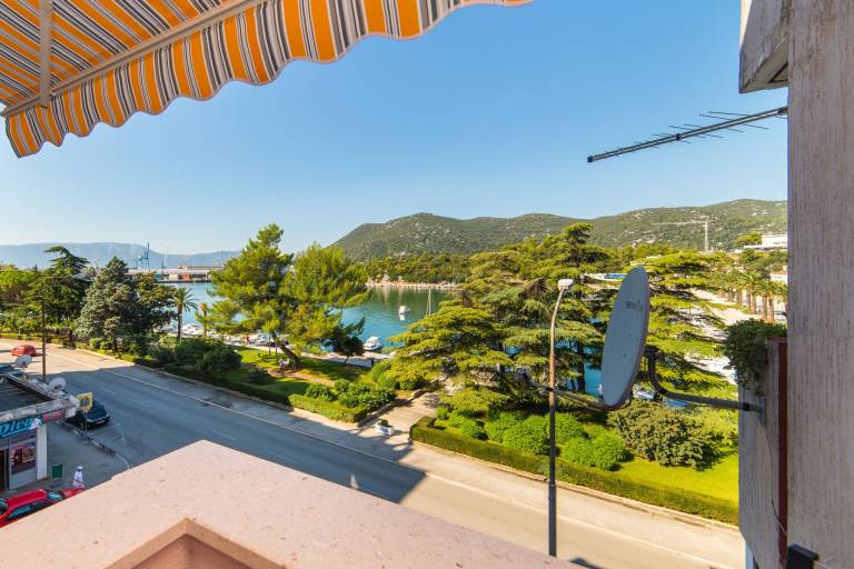 Apartman Ploče