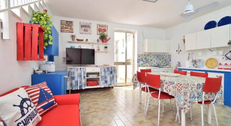 Vacation home with 4 rooms for 8 persons — photo 3