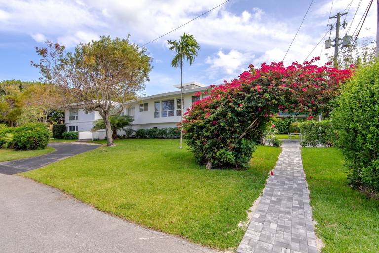 Pension  East Fort Lauderdale