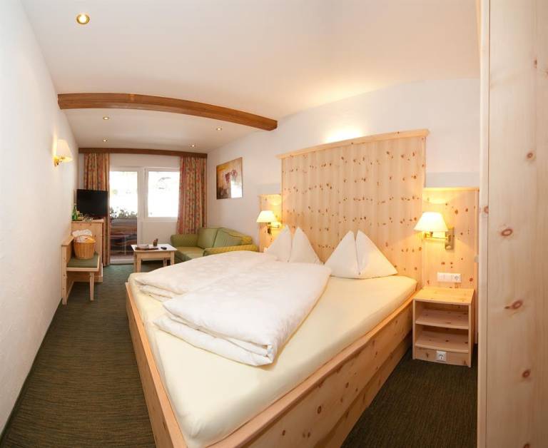 Child-friendly apartment with garden, sauna & jacuzzi | Ski nearby | Pets are welcome — photo 3
