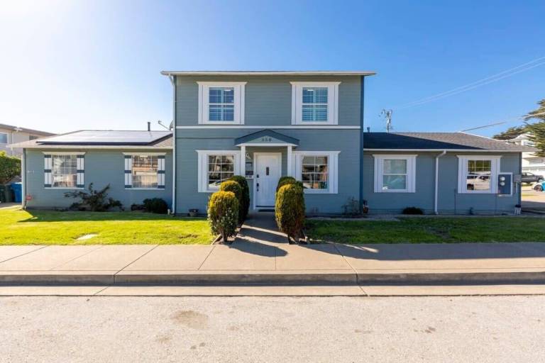 House Pacifica
