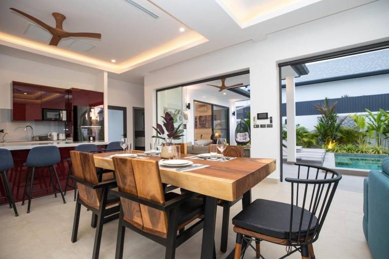 House with grill, terrace & private pool — photo 4