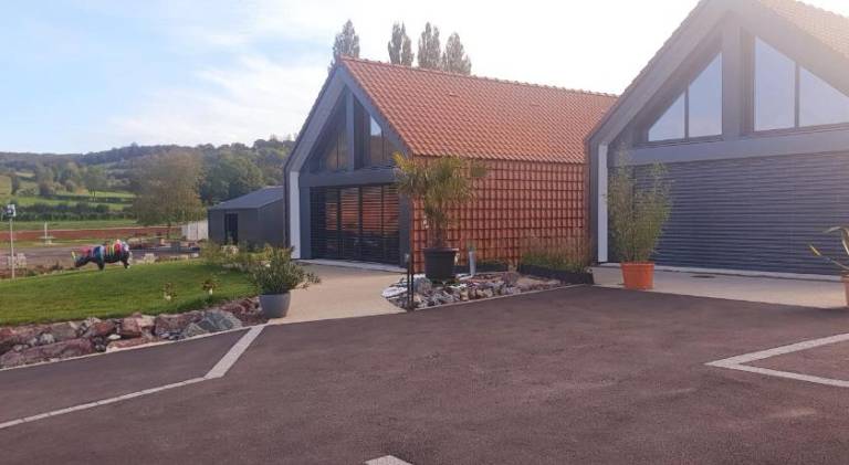 Vacation home with pool | Dogs allowed in Calais
