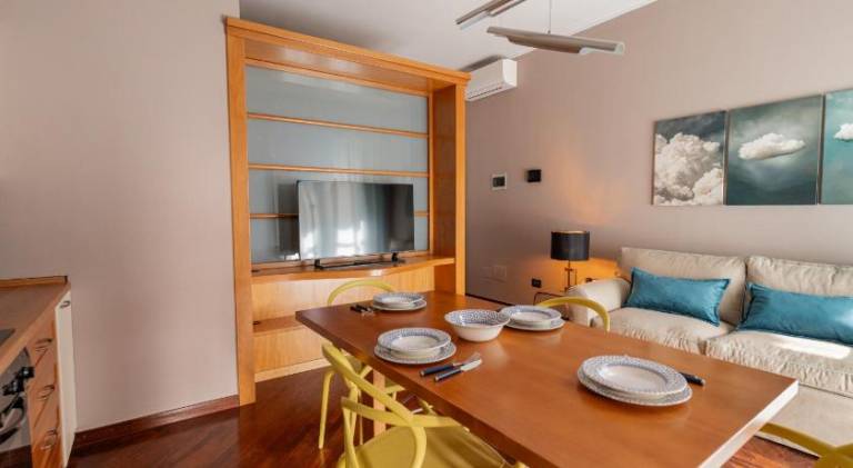 Serviced apartment with sauna, terrace & yard — photo 3