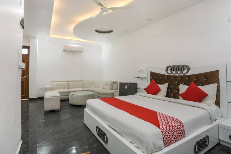 Hotel O Aarush