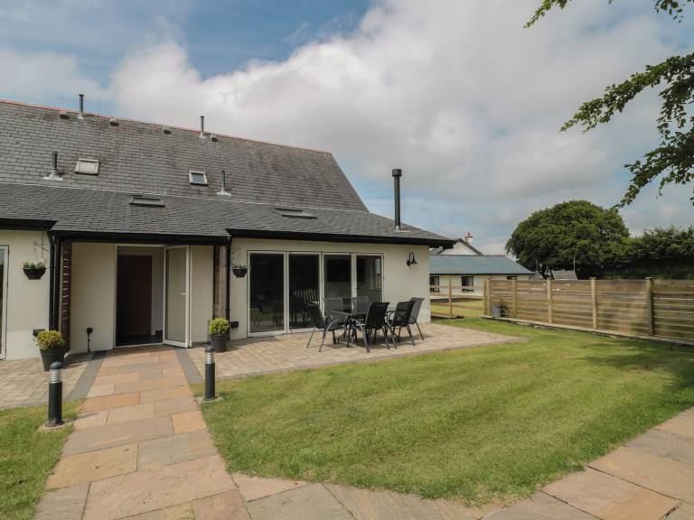 Cottage Nettlecombe