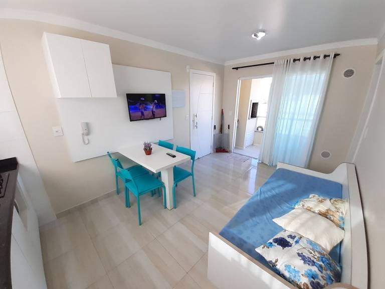 🏠 Apartment for rent in Bombinhas for vacation - Praia de Quatro Ilhas -  Apartment with sea view - 20m from the Beach of 4 Islands, Bombinhas.  #27667 - Temporada Livre