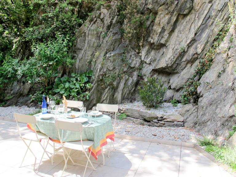 Fully equipped beautiful holiday apartment with garden & terrace | Dogs allowed — photo 3