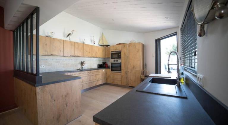 Villa with barbecue, yard & terrace | Pets are welcome — photo 4