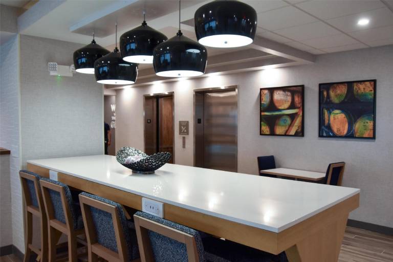 Hampton Inn Frankfort — photo 4