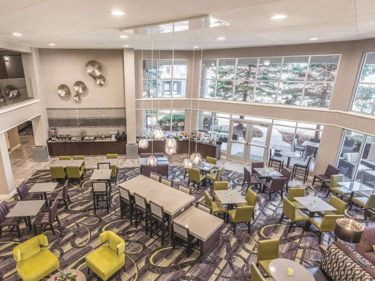 La Quinta Inn & Suites by Wyndham Denver Tech Center — photo 3
