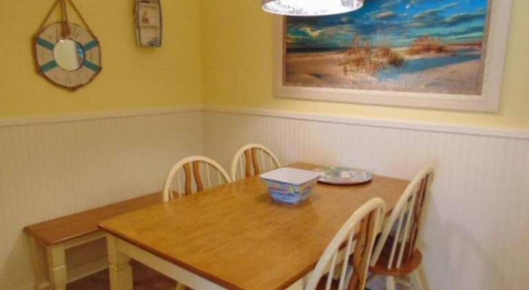 Wonderful house with pool | Pets are welcome in St. Simons Island, GA