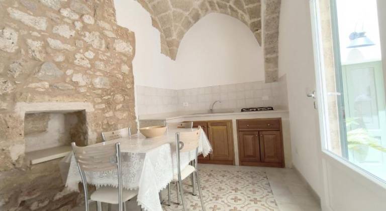 Rental apartment with 2 rooms for 4 persons — photo 4