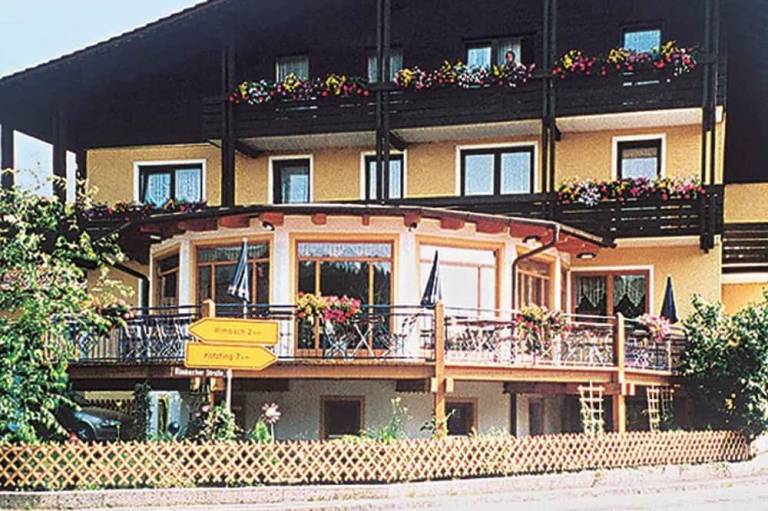 Gasthof Metzgerei Pension Schierlitz