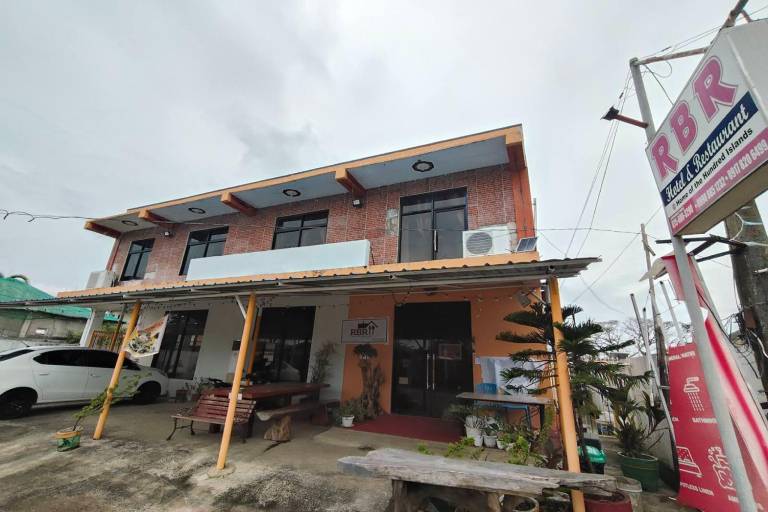 RBR Hotel and Restaurant near Hundred Islands — photo 5