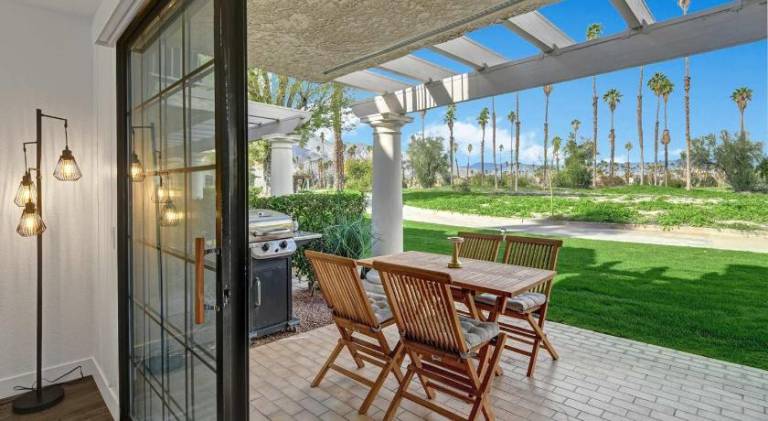 Beautiful vacation home with pool | Pets are welcome — photo 5