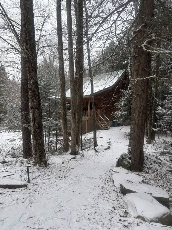 Cabin  Oregon Township