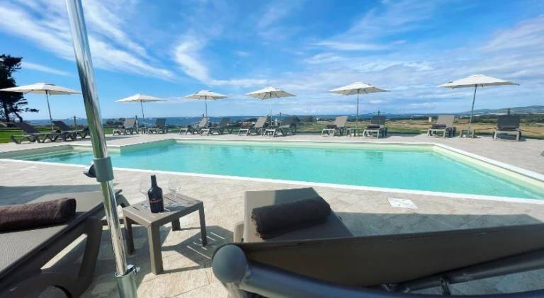 Holiday apartment with private pool, barbecue & yard in Valledoria