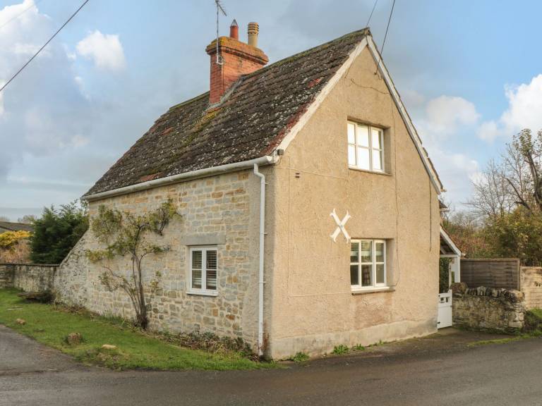 Cottage Hatch Beauchamp