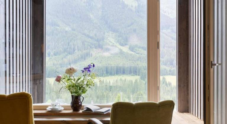 Rental apartment with patio & sauna in Hohentauern
