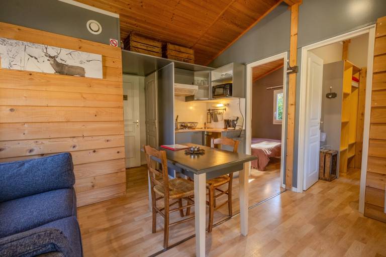 Chalet with yard, pool & patio | Mountain view | Pet-friendly — photo 4
