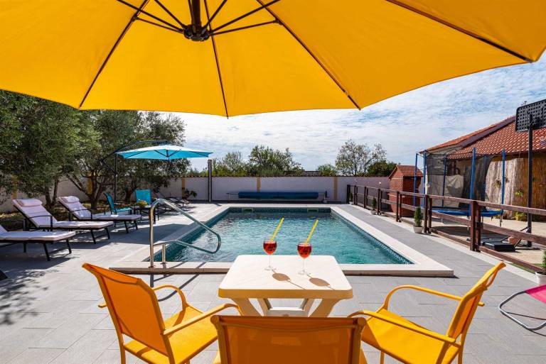 Ferienhaus Joy mit Pool