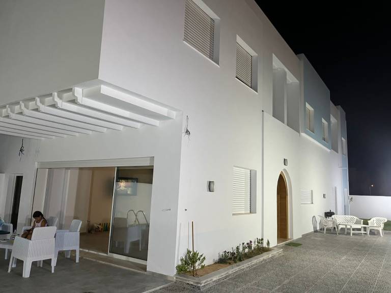 Villa with private pool — photo 3