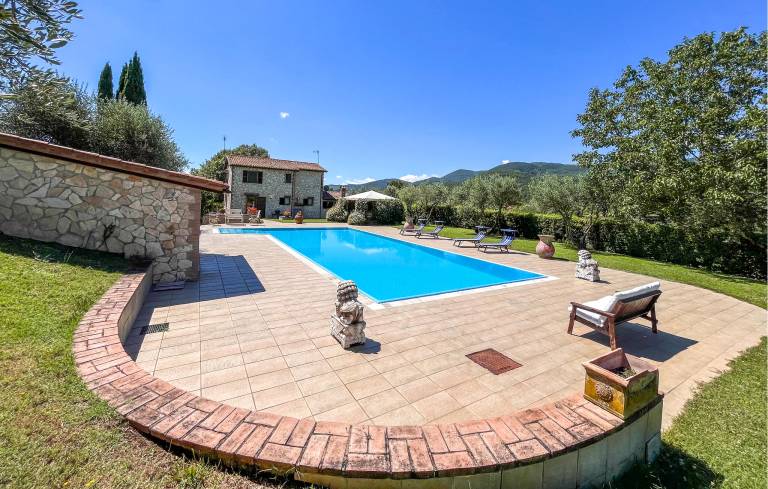 House  Montecchio