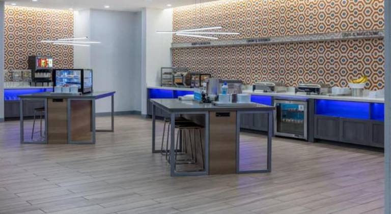 Home2 Suites by Hilton Pensacola Airport Medical Center — photo 5