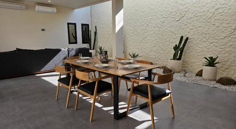 Vacation home with terrace, garden & private pool | Perfect for remote work — photo 5