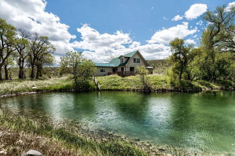 Lodge Wheatland