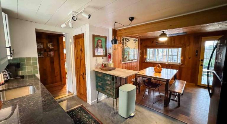 Nice house with hot tub | Pet-friendly — photo 3