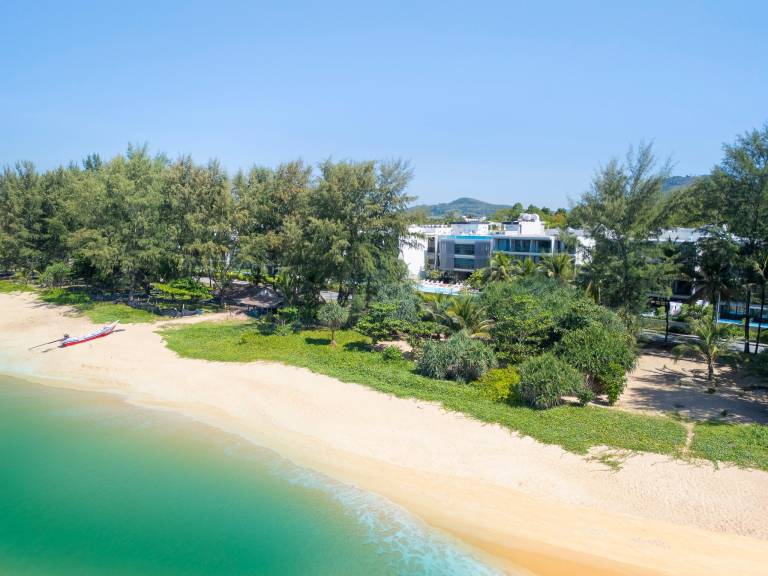 Radisson Blu Resort, Phuket Mai Khao Beach in Sa Khu