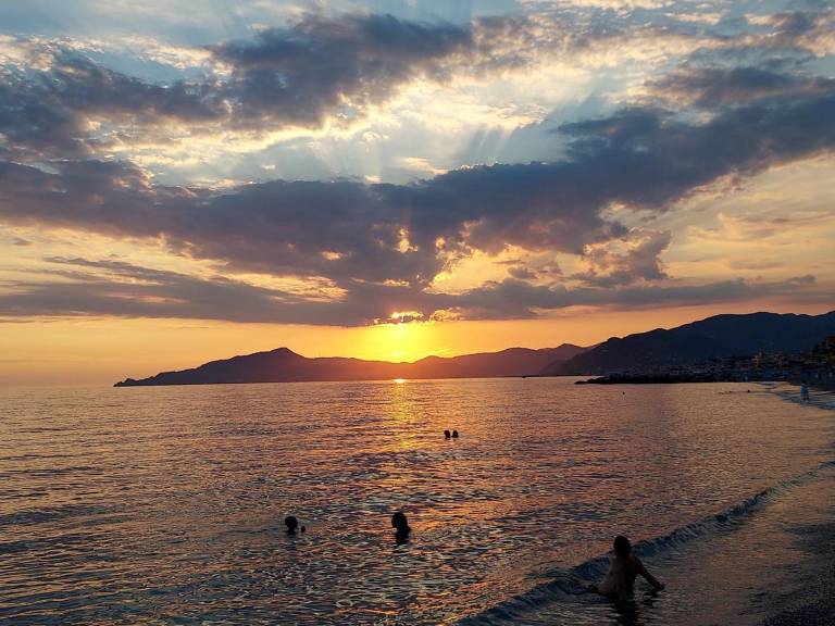 Rental apartment with patio | Close to the beach | Pet-friendly in Chiavari