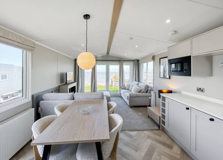 Chalet Bacton