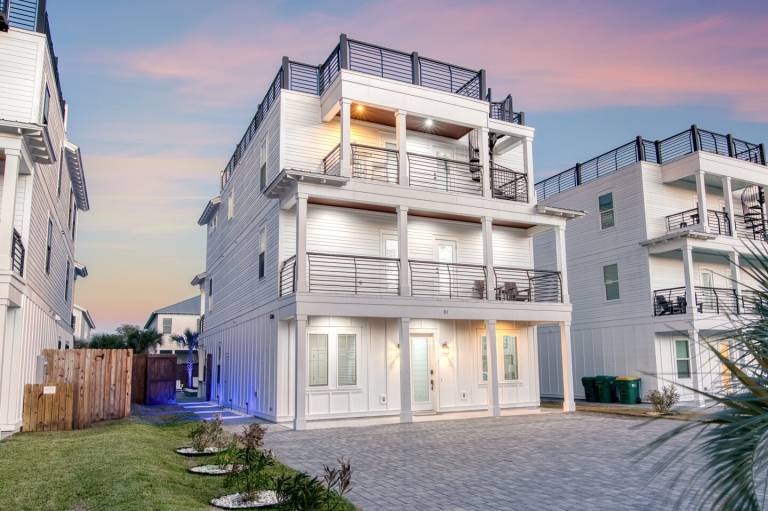 Breathtaking Beach House – 3-Min Walk to the Sand! Private Pool & Firepit — photo 2