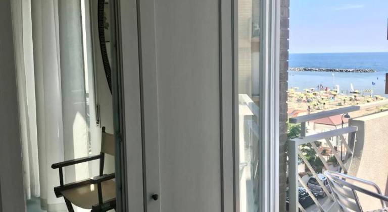Lovely apartment with terrace | Close to the beach | Perfect for remote work | Pets are welcome — photo 3