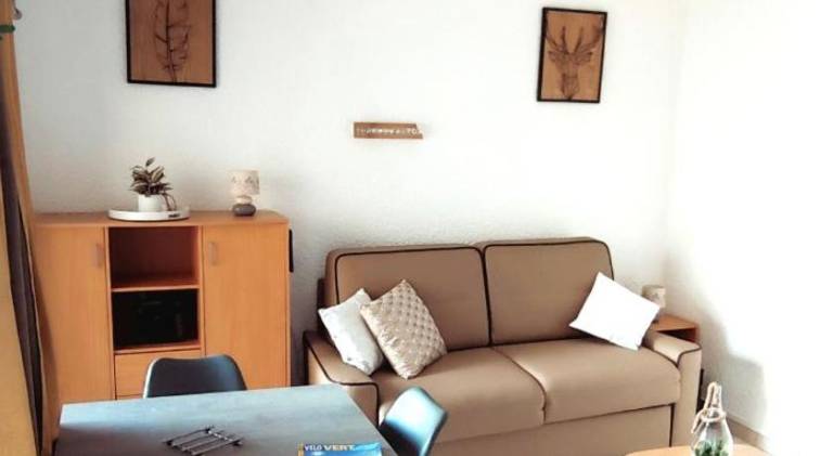 Apartment | Pet-friendly in Gréoux-les-Bains