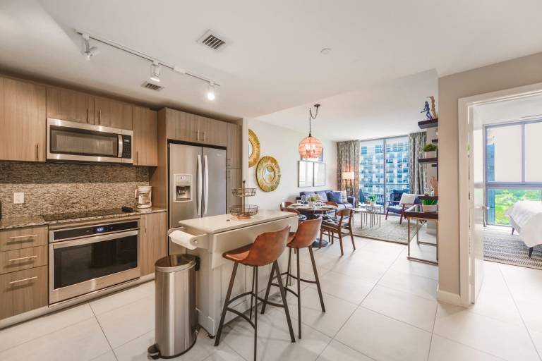 Apartment  Doral