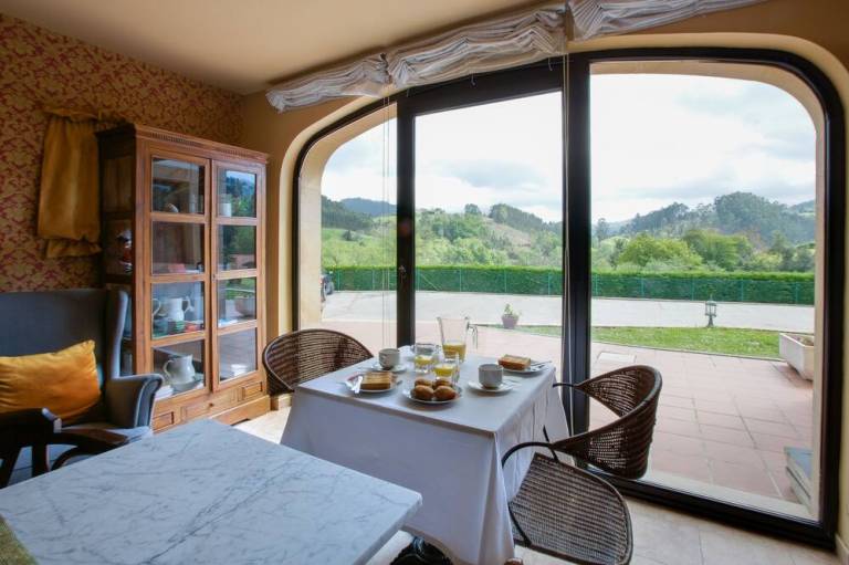 Aparthotel Villaviciosa