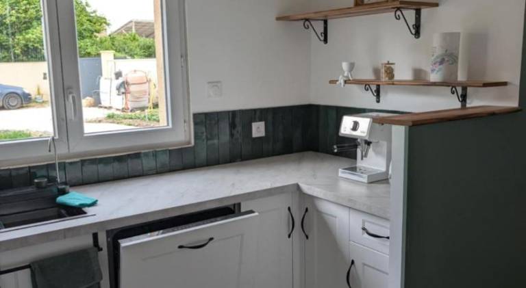 House with jacuzzi — photo 4