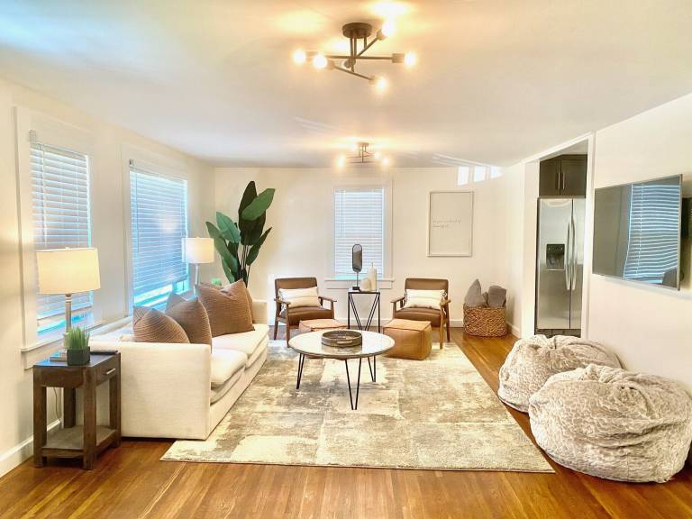House  Glencliff