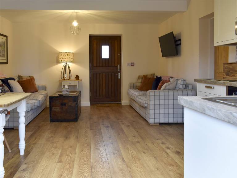 Child-friendly lovely cottage with yard & barbeque | Pet-friendly — photo 2