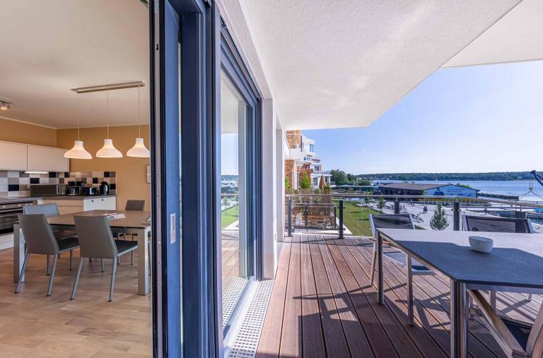 Moderne 5-Sterne Ferienwohnung Müritzsonne mit Süd-West- Balkon und Müritzblick — photo 2