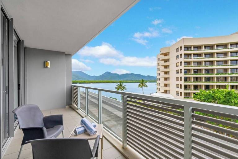 Apartment Cairns City