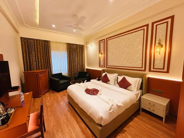 Hotel Kamal Palace Jalandhar