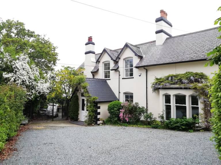 Cottage Llanfairfechan