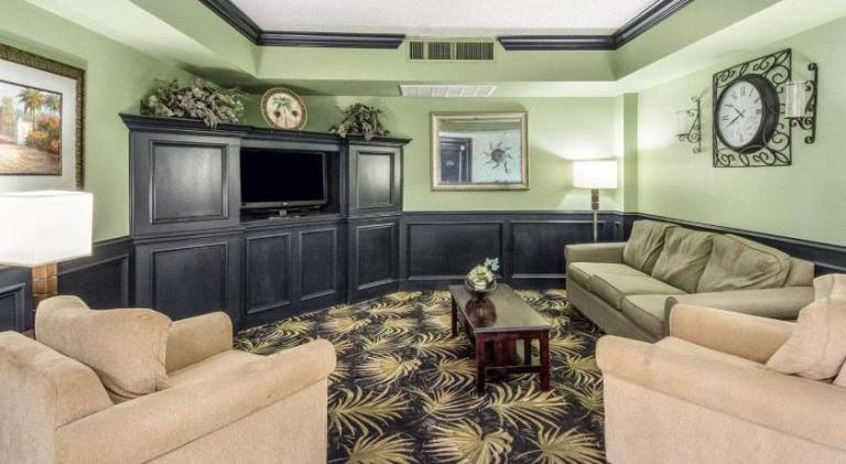 Quality Inn & Suites Corpus Christi Beachside — photo 4